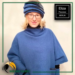 Die Designerin Eliza Piazzese trägt eine Strickmütze und einen Strickpullover 